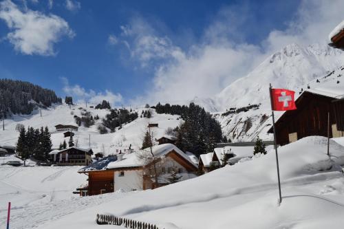 Mountain Lodge Sedrun - image 5