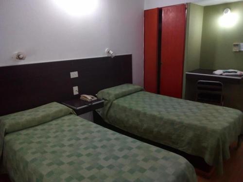 1 twin bed