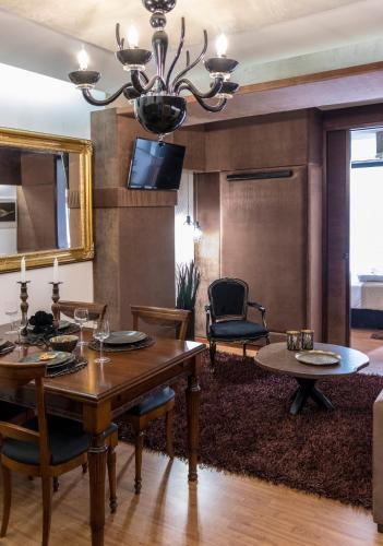 Lycabettus Exclusive Apartments – Athens, NY