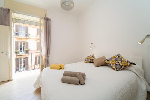 Napoli Centro Suite - Duomo Apartment, Naples