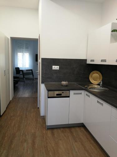 Class Apartment