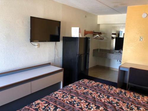 Lone Star Inn – Carrollton, TX