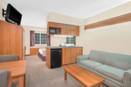 Microtel Inn & Suites Beckley East