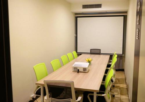 Shanghai Dihang Boutique Hotel Pudong Airport Branch - Provides shuttle service to Pudong Airport and Disneyland, Shanghai (photo 5)