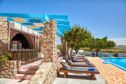 Zorbas Hotel Santorini - image 6
