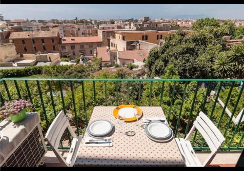 Casa Mario center, 2 baths, 2 bedrooms and balcony with view