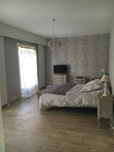1 queen bed