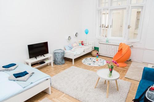  Birdnest Apartment in Budapest