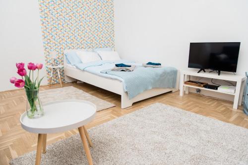  Birdnest Apartment in Budapest