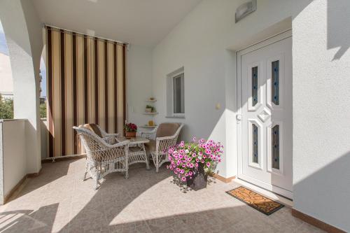 Apartment Lidija - image 3