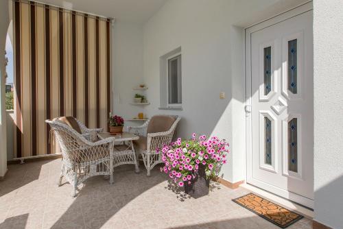 Apartment Lidija - image 7