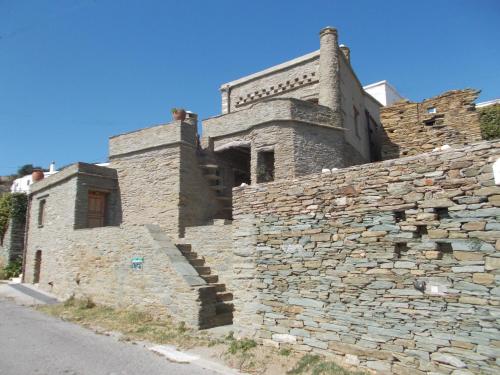 B&B Pitrofós - Cyclades Olive Museum's Guest House - Bed and Breakfast Pitrofós