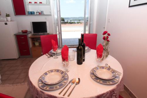 Apartment Vatrogasac - image 3