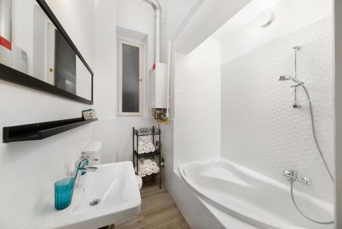 Karma Boutique Apartments - image 8