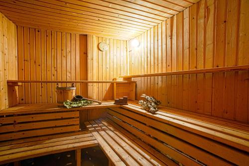 Family Hotel Dzhangal - image 11
