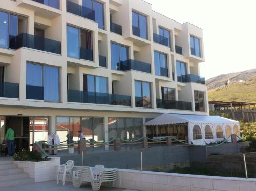 Rooms with a swimming pool Metajna, Pag - 15142, Metajna (Foto 6)