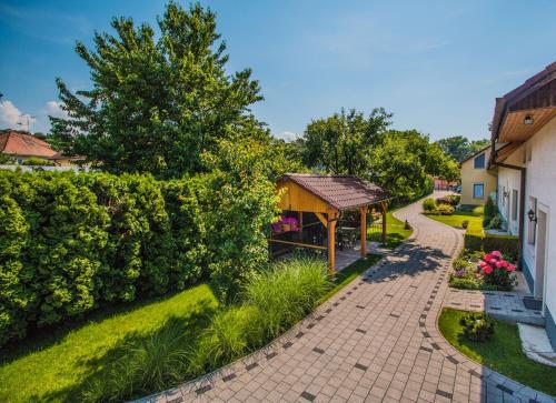 B&B Piestany - Pension Danninger - Bed and Breakfast Piestany