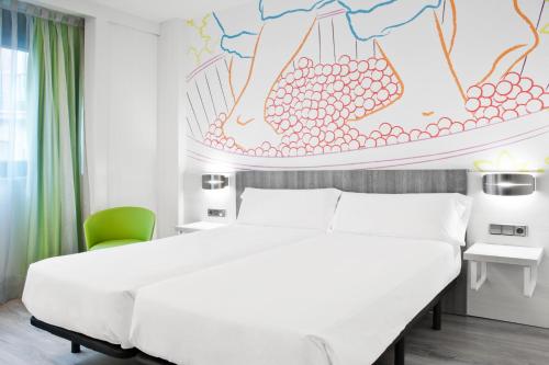 Ibis Styles Madrid Prado - image 13