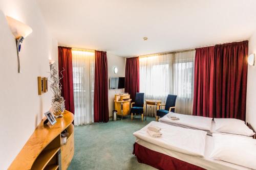 Hotel SET, Bratislava