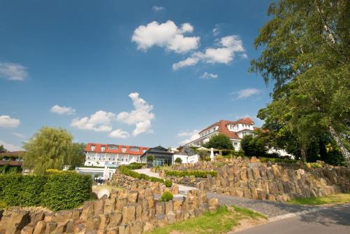 Exterior view, Hotel Heinz in Hohr-Grenzhausen