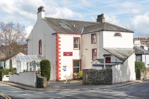 Acorn House - image 10