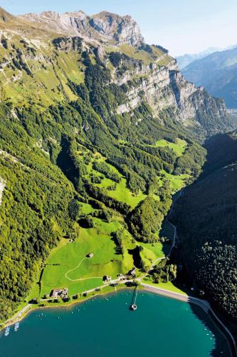 Hotel Rhodannenberg AG