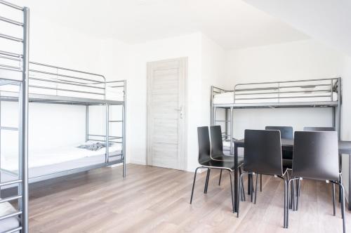 Hostel 66
