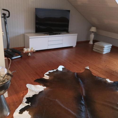 Ruheges Zimmer, 100 m zum See, Strandbad in Bottighofen, Schweiz