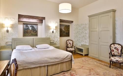 Antonius Hotel - image 2