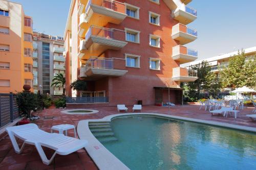 Apartamentos Imperial - image 13
