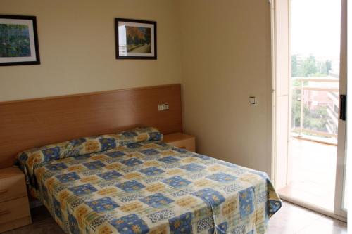 Apartamentos Imperial - image 10