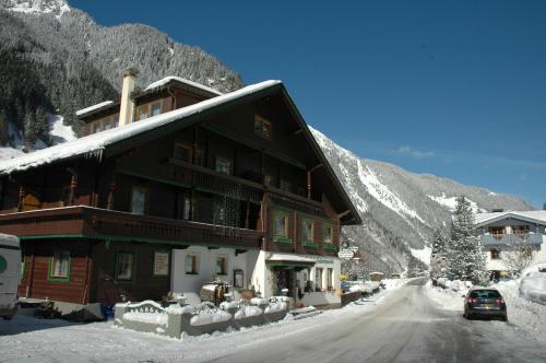 Hotel Gasthaus Schwarzenstein in Ginzling