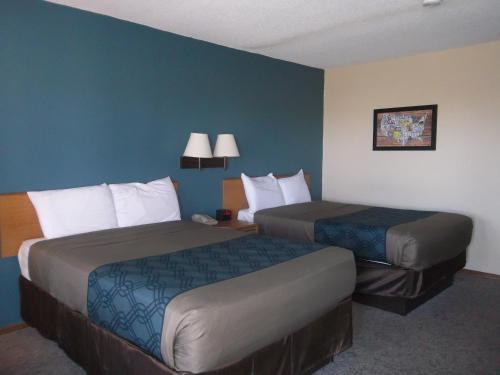 Econo Lodge - Valley City