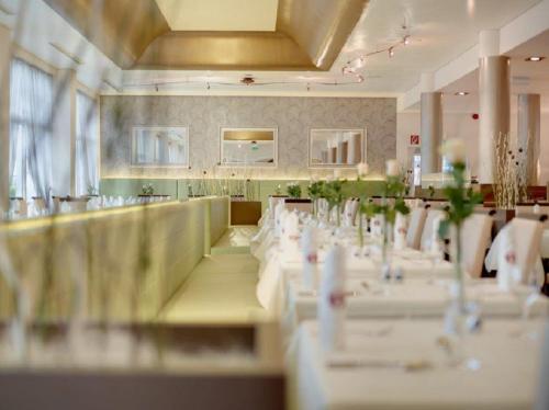 Ресторан, Kurhotel Pyramide Bad Windsheim in Bad Windsheim