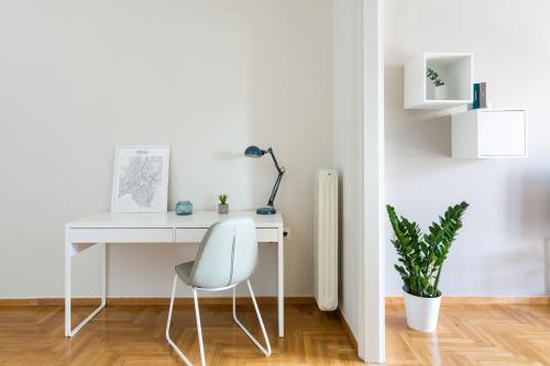 Urban Chic 1BD Apartment in Hilton district by UPSTREET, Atény (fotografie 6)