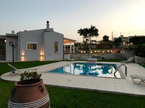  The Well in Chorafakia