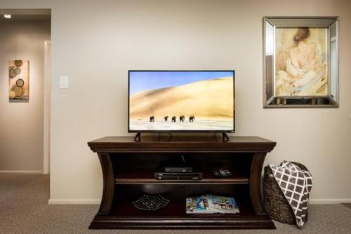 Designer Home SLC - image 2