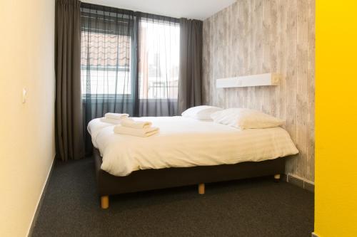 Beach Hotel Katwijk 4