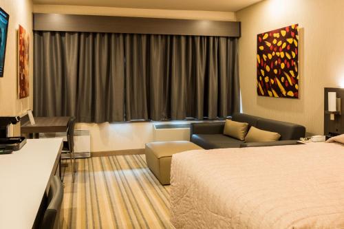 Le Chabrol Hotel & Suites