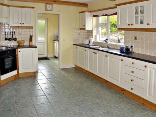 Lough Currane Cottage