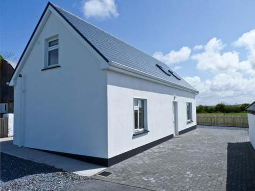 . Moyasta House