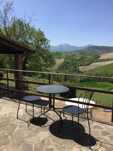 Casale Grifondoro in Pergola (Urbino)