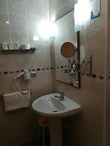 Hotel La Bolera - image 7