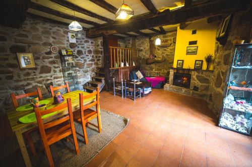 Közös társalgó / TV, Caserio da Castineira in Montederramo