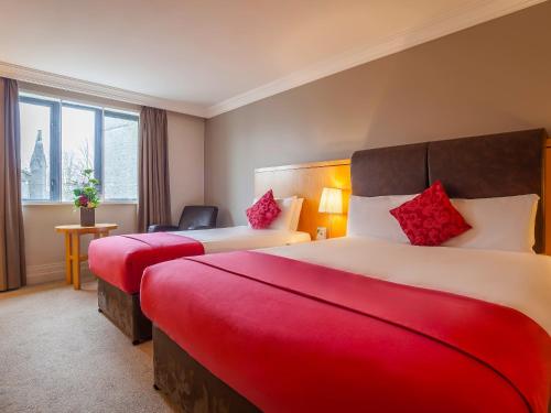 Prince of Wales Hotel Prince of Wales Hotel is a popular choice amongst travelers in Athlone, whether exploring or just passing through. The hotel offers guests a range of services and amenities designed to provide comfort