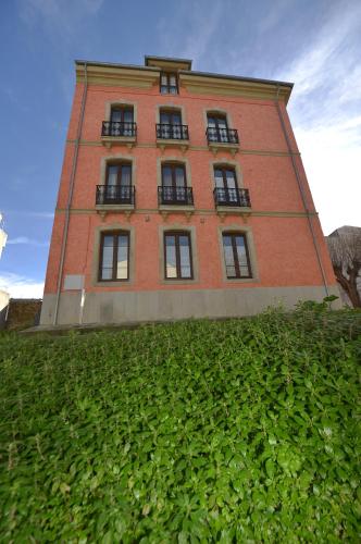 La Casona de Lazúrtegui