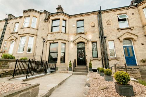 Buitenkant, Townhouse No 12 in Huddersfield