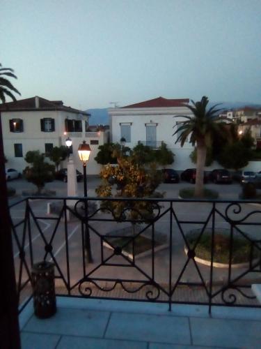  the house on the square in Galaxidi