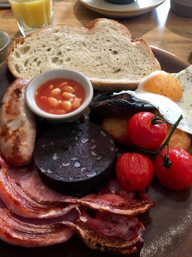 The Litton - image 14