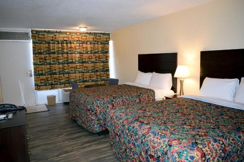 Red Carpet Inn Battleboro - image 8
